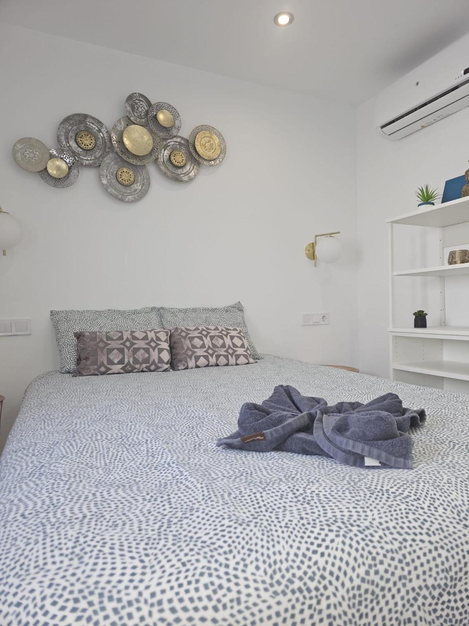 Pueblo Blanco Sea View Apartment By Namaste Elite Torremolinos Extérieur photo